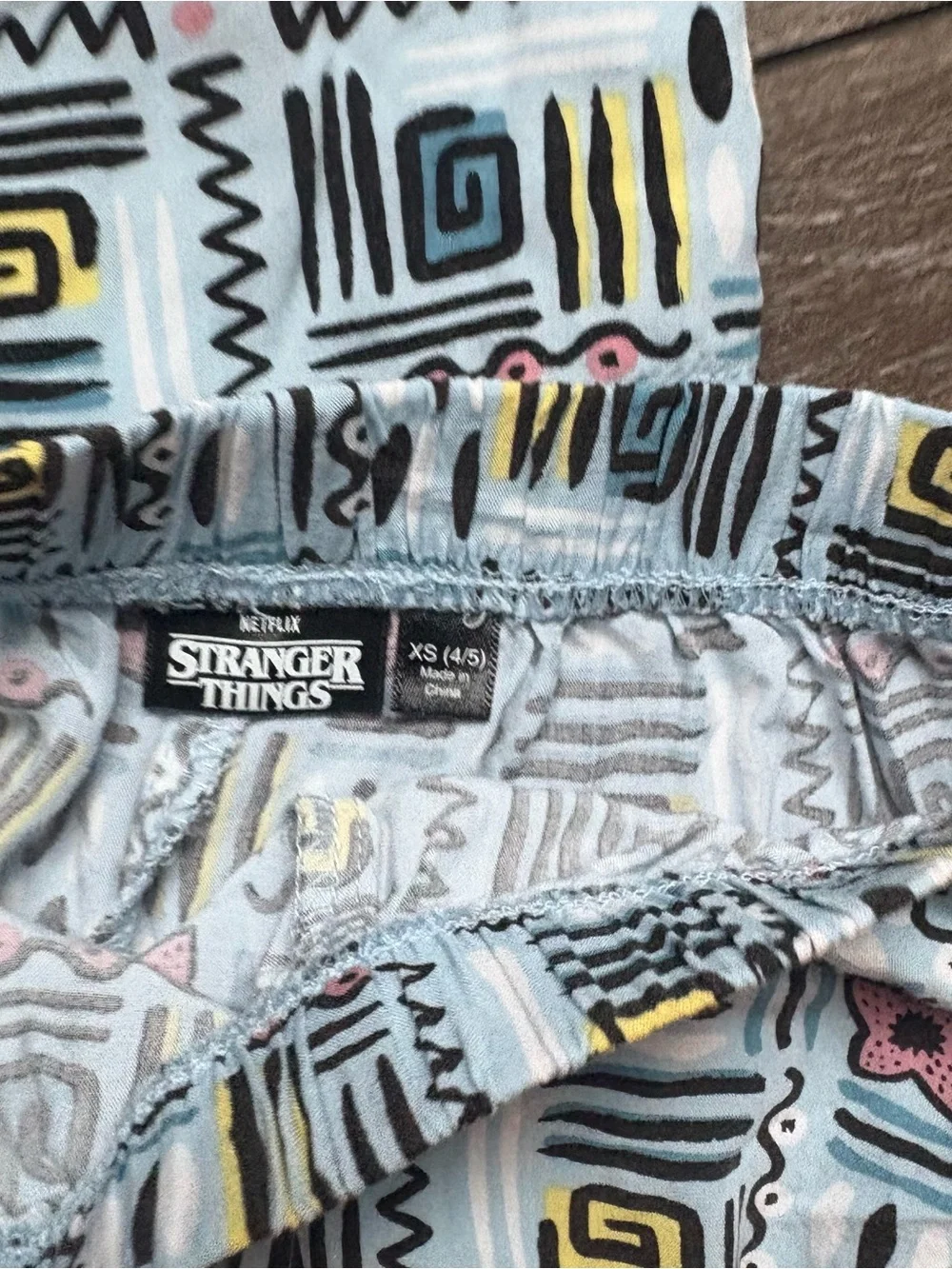 Stranger‎ Things Geometric HTF Outfit